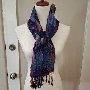 NWT Suantrai Elegant Multicolor Scarf